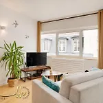 Chaleureux, Lumineux Et Confortable F2 Renove En Plein Coeur De * Nancy