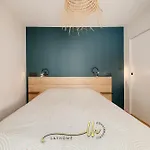 Chaleureux, Lumineux Et Confortable F2 Renove En Plein Coeur De